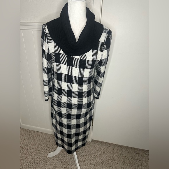 Talbots Cowl neck Black and White Knit Sweater size M - Picture 4 of 10